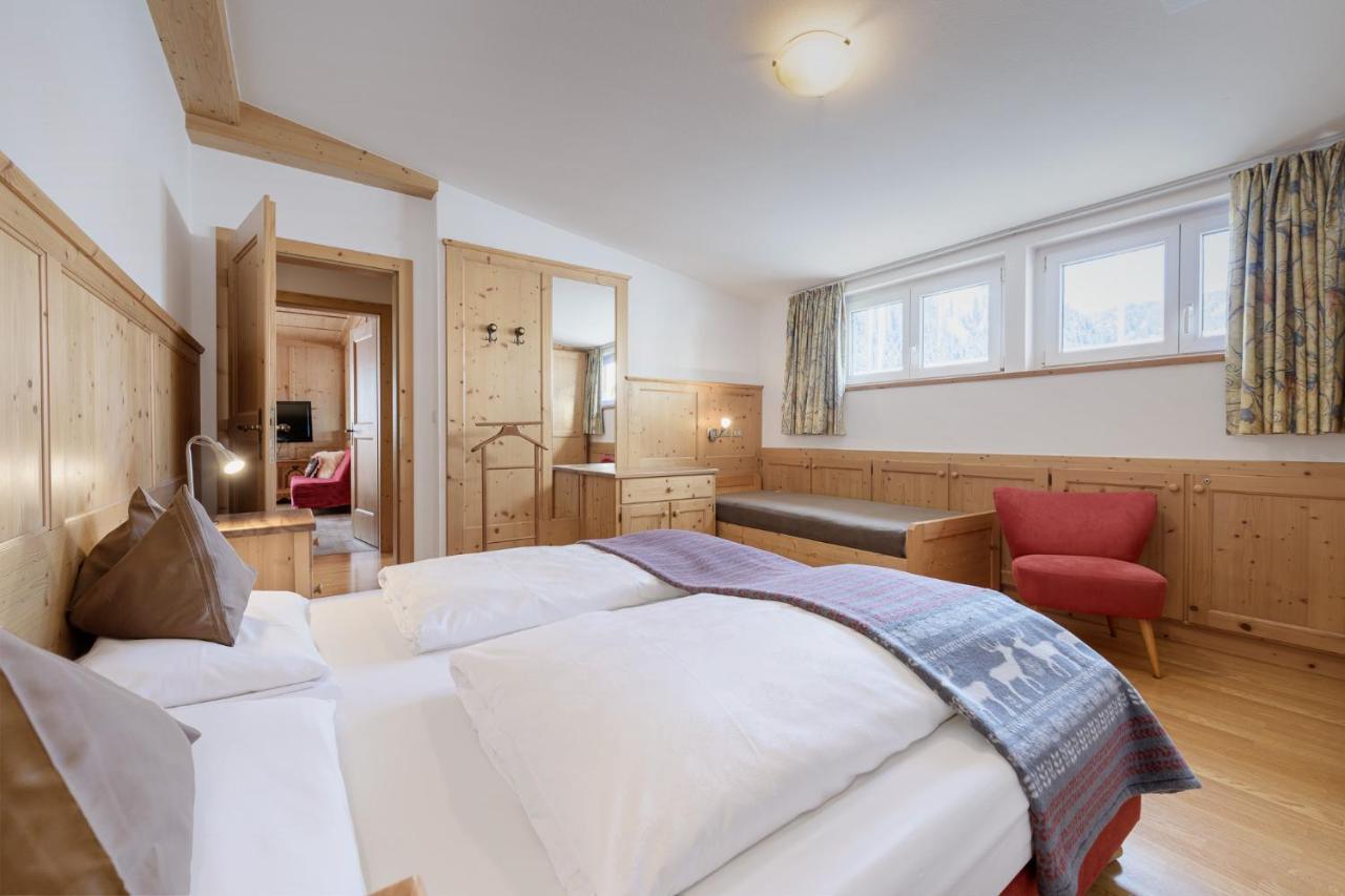 Apartments Heritage House Margherita Santa Cristina Val Gardena Ngoại thất bức ảnh